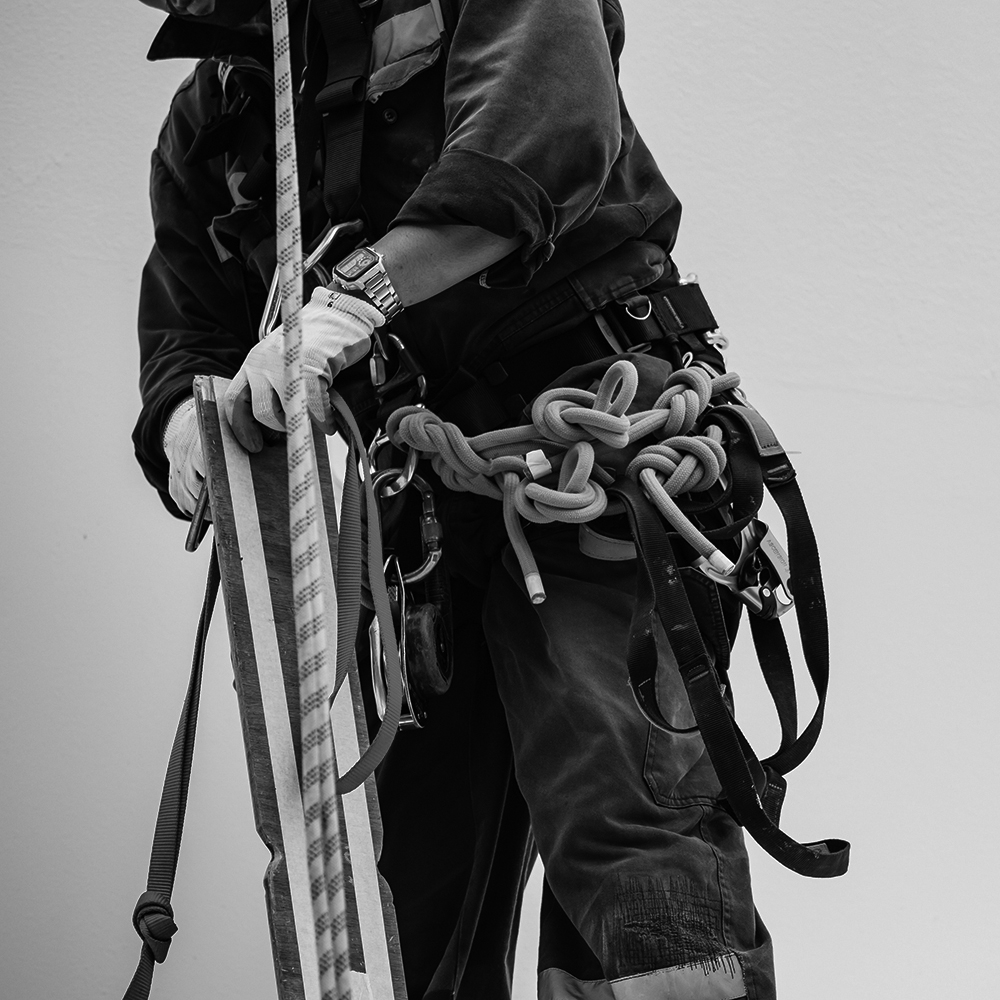 Person Rigging Rod Rope Access Gear | Rigging | Climbing | Quality and Safety First